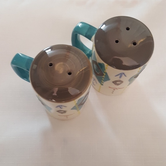 NWT Salt & Pepper Set with Handle - Picture 4 of 5